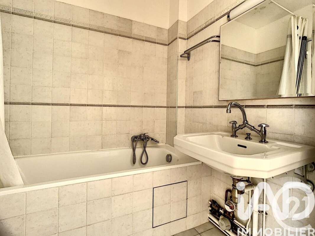 Photo 8 - Appartement à BOULOGNE-BILLANCOURT