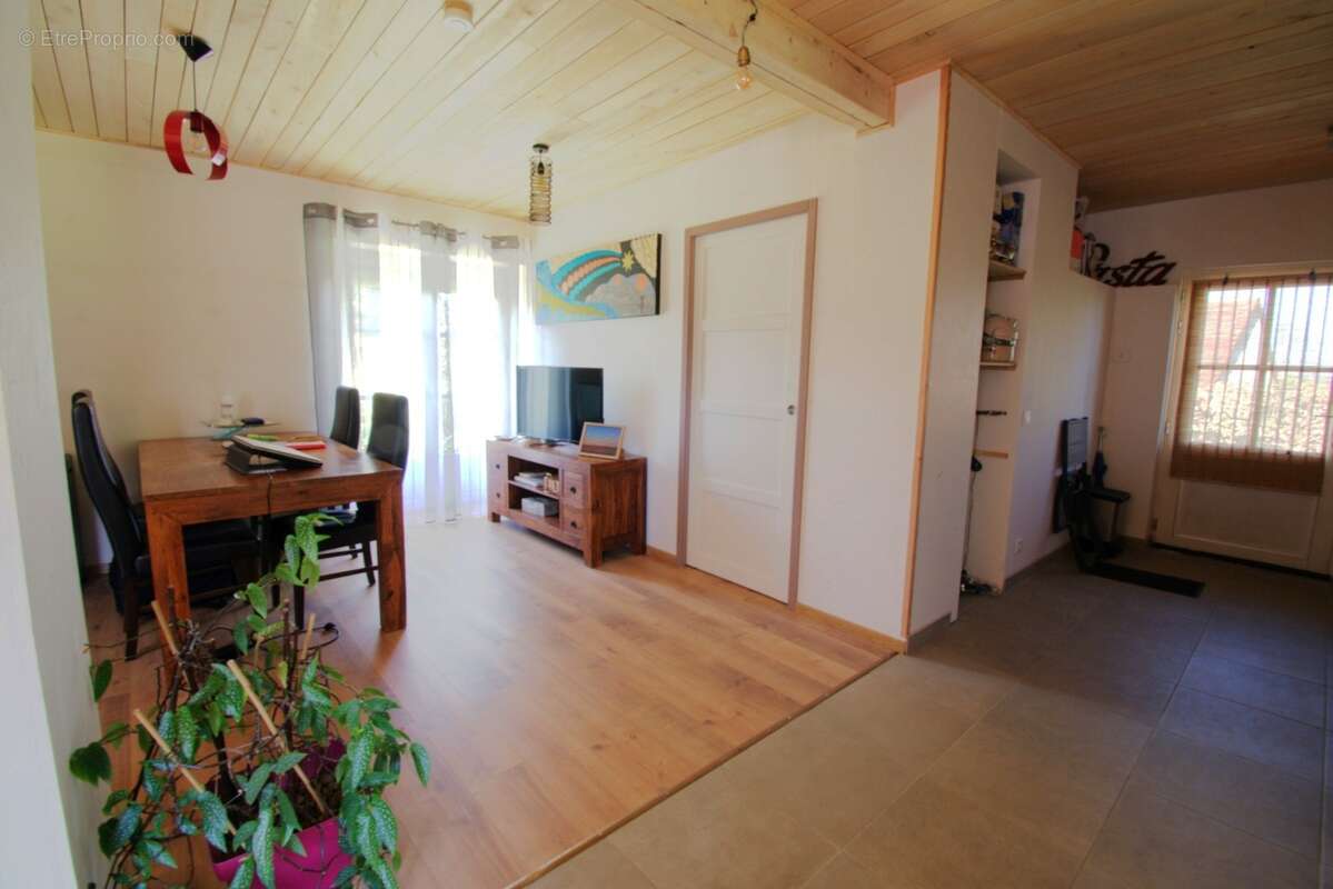 SAINT GENIES (24), vente propriété 277 m2 sur 4 ha, gîtes en activité - photo 16