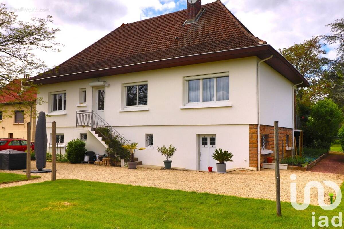 Photo 1 - Maison à MONTCEAU-LES-MINES