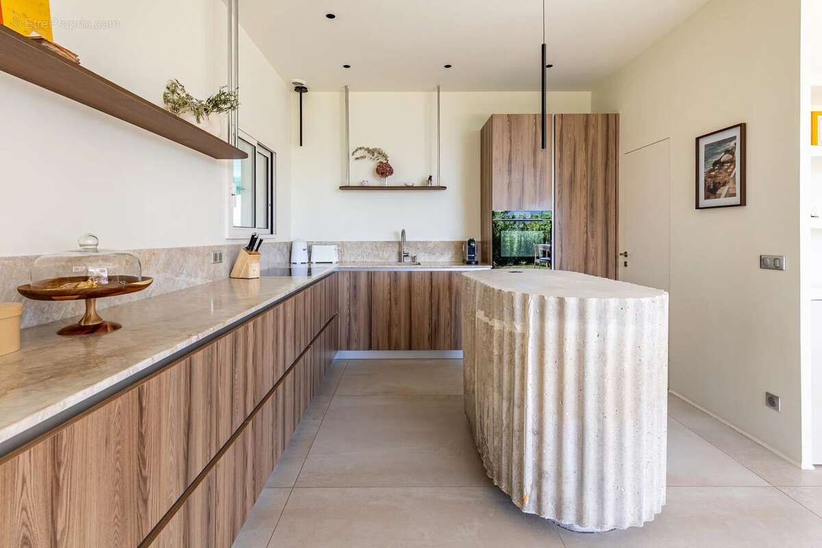 Maison à MARSEILLE-11E