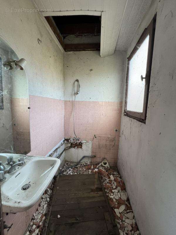 Maison à DECAZEVILLE