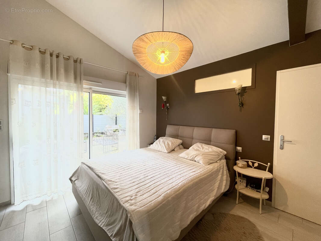 Appartement à ROMANS-SUR-ISERE