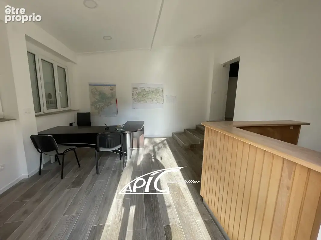 A saisir Le Saint LOUIS avec appartement - photo 3