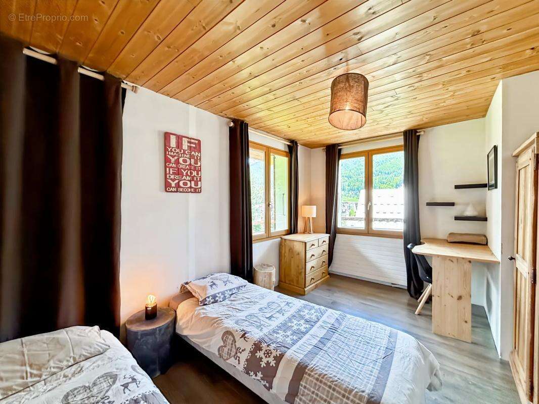 Maison à LA SALLE-LES-ALPES