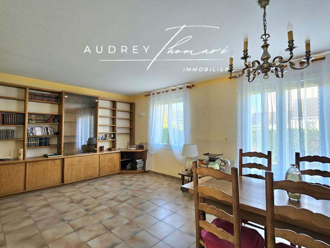 Maison à NANTEUIL-LE-HAUDOUIN