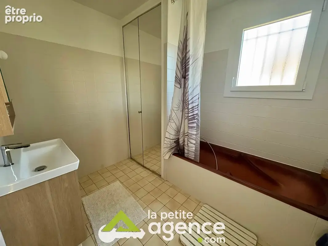 Saint-Doulchard  maison 170m2 habitable sur sous-sol total - photo 6