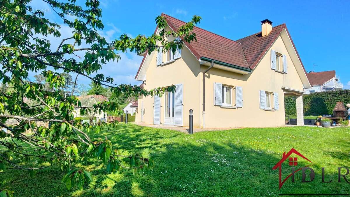 Maison à L'ISLE-SUR-LE-DOUBS