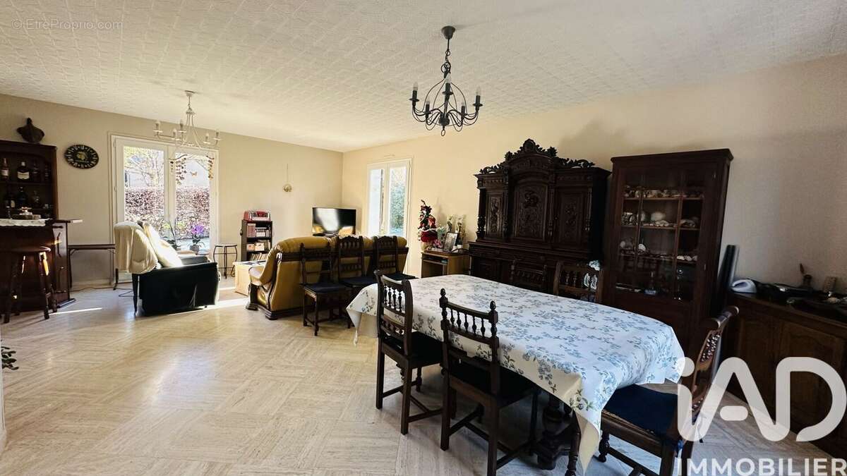 Maison 128 m² à Boismorand  - photo 7