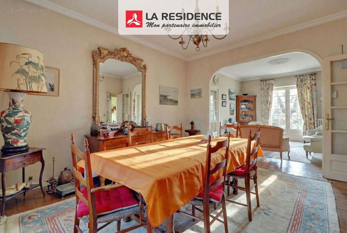 Maison 245 m² à Andresy  - photo 2