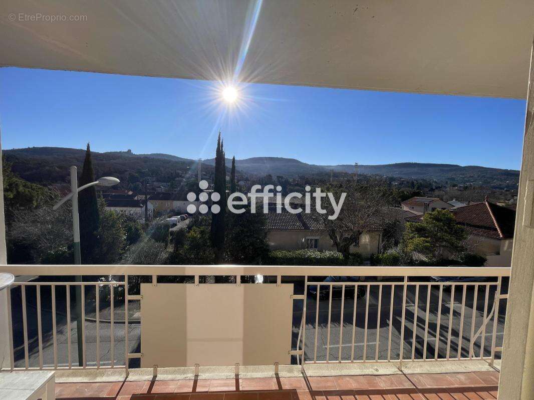 Appartement à APT