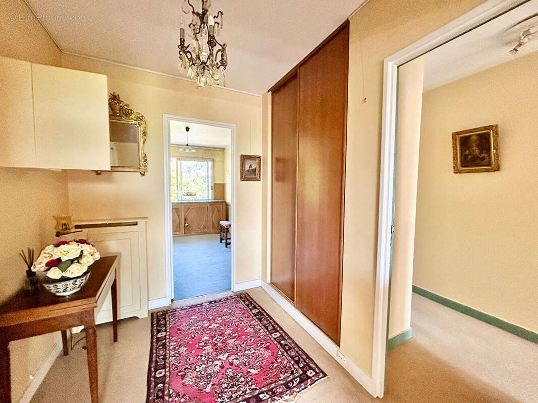 Appartement à GARCHES