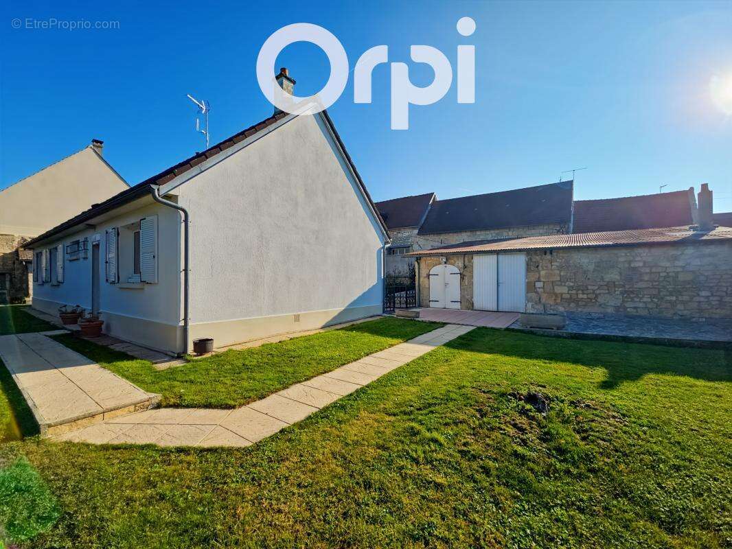 Maison à GOURNAY-SUR-ARONDE