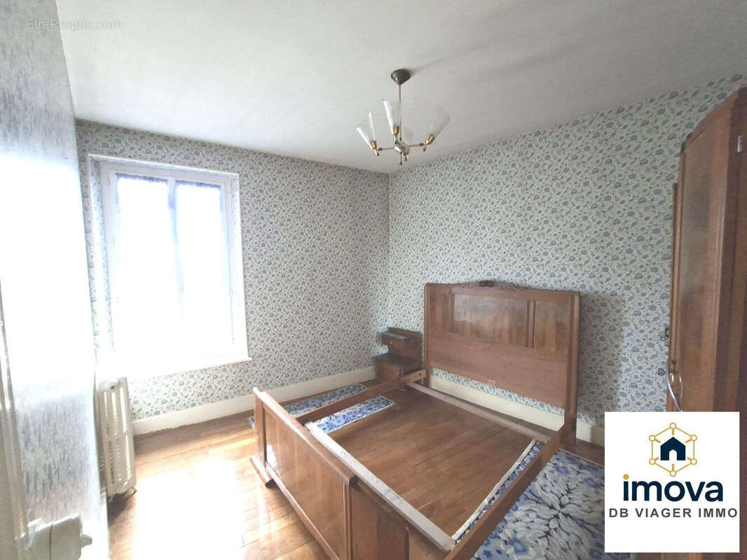 Maison 275 m² à Soumans  - photo 7