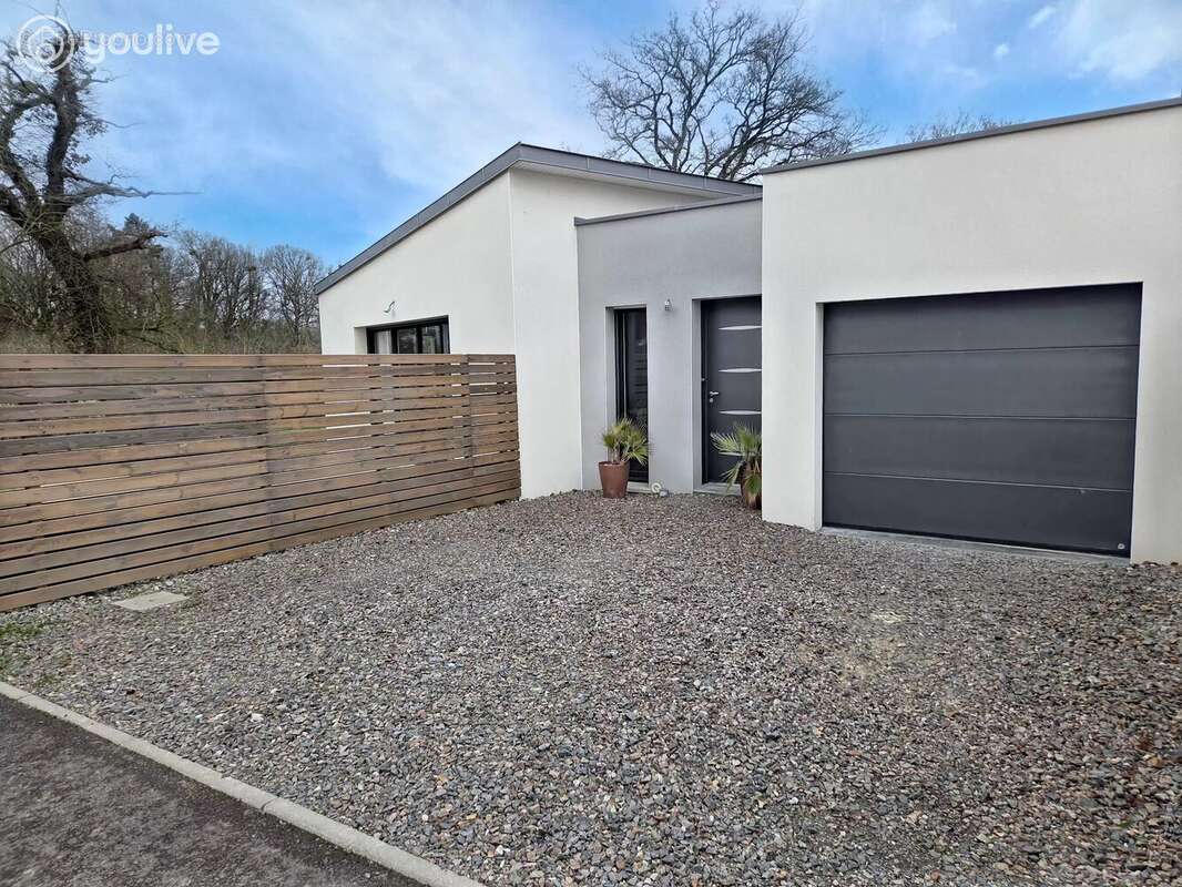 Maison à BREAL-SOUS-MONTFORT