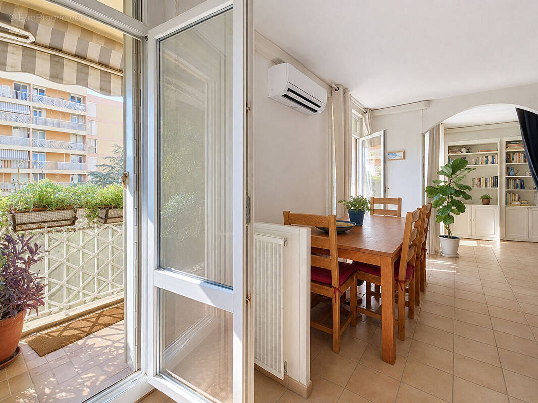 Appartement à MARSEILLE-12E