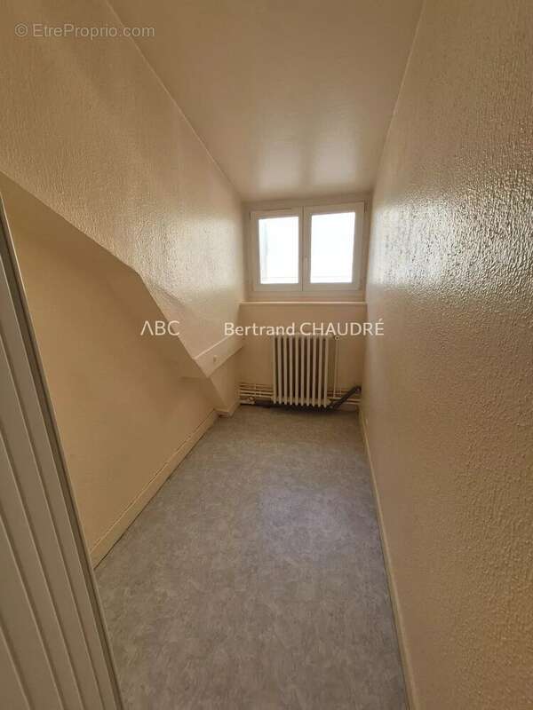 Secteur barbatre proche science po - photo 4