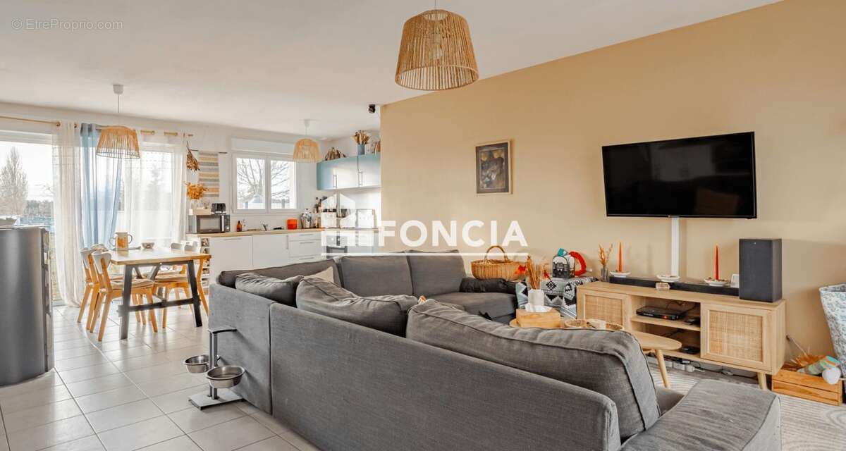 Maison à CINQ-MARS-LA-PILE