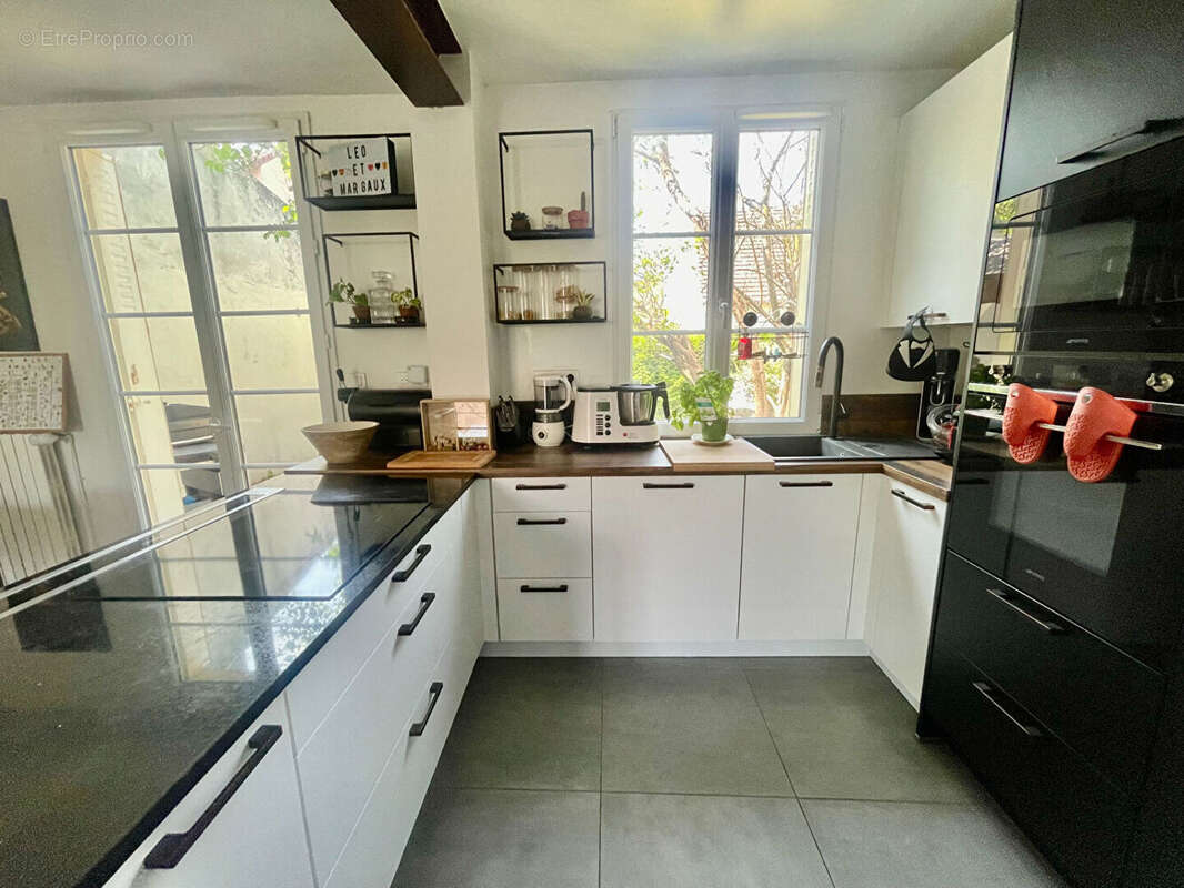 Maison à SARTROUVILLE