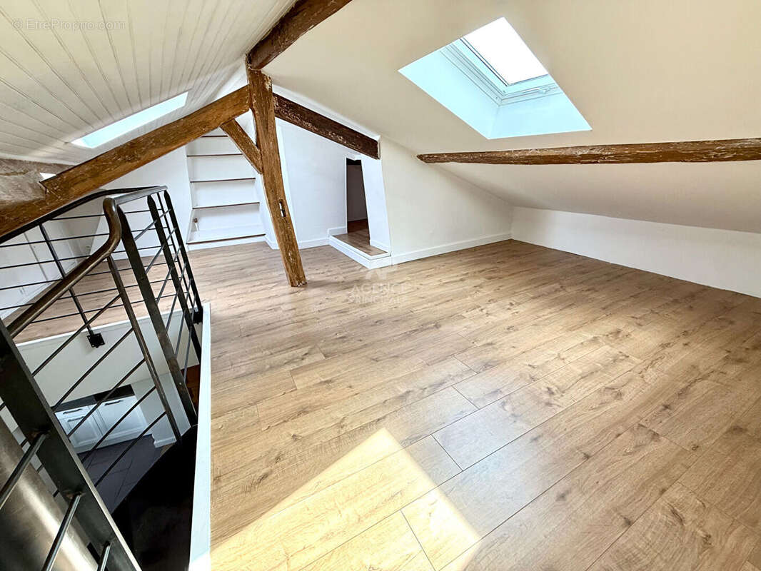 Appartement à POISSY