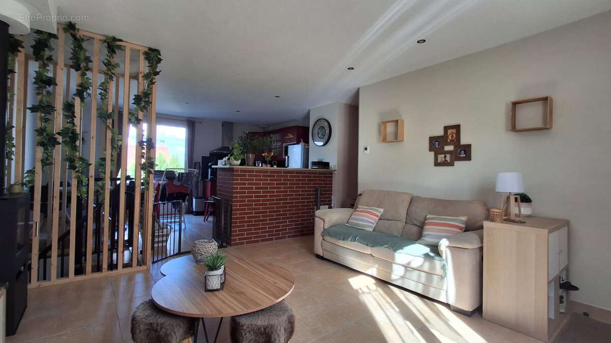 Maison à CREPY-EN-VALOIS