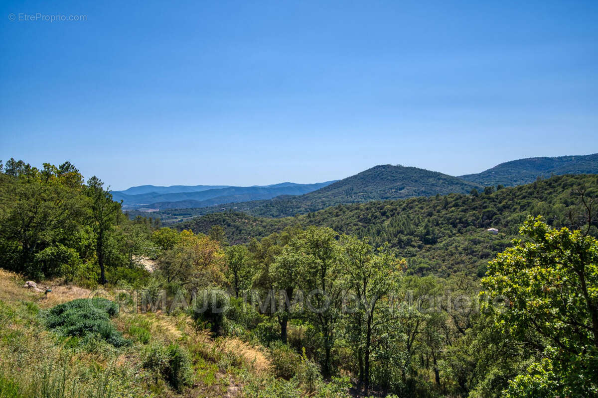 Maison à LA GARDE-FREINET