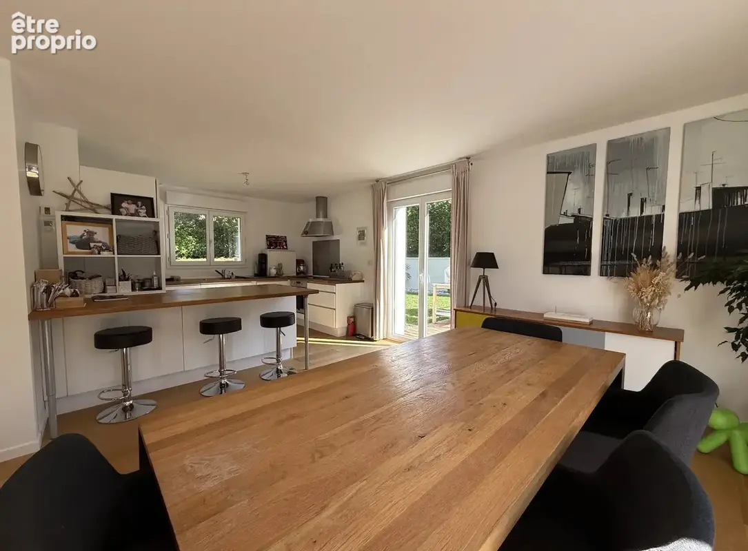 Maison individuelle récente à deux pas du village médiéval d - photo 7