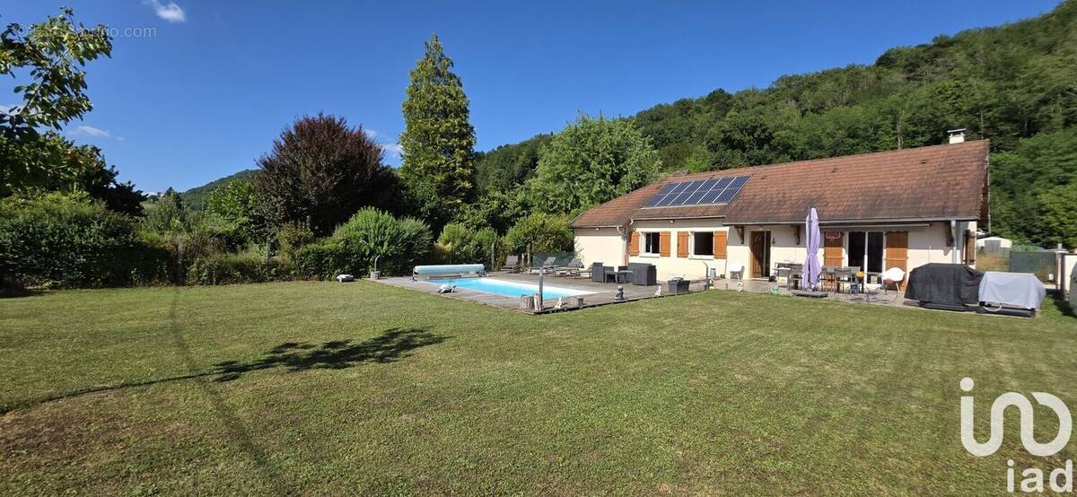 Photo 1 - Maison à CHAZEY-BONS