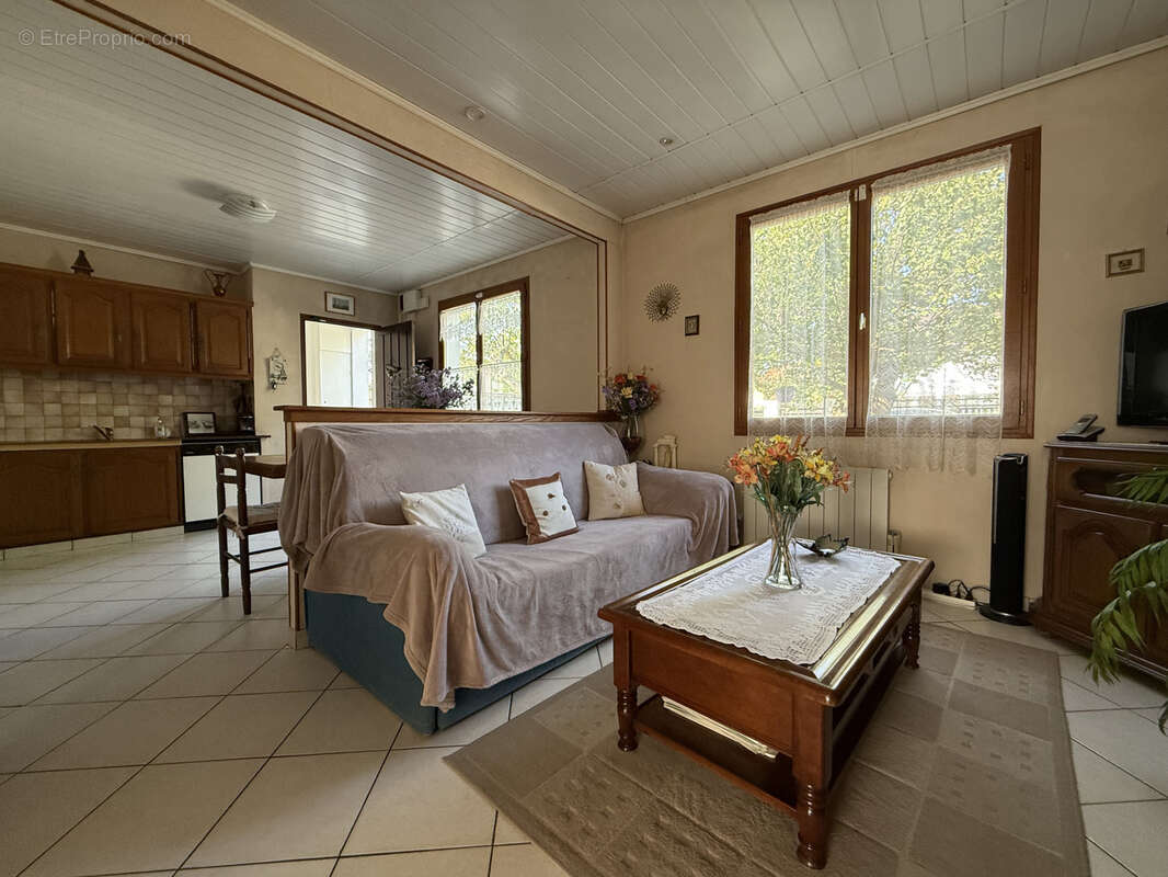 Maison à LE BLANC-MESNIL