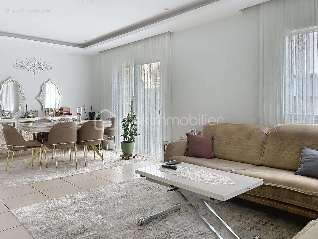 Maison à SAINT-USAGE