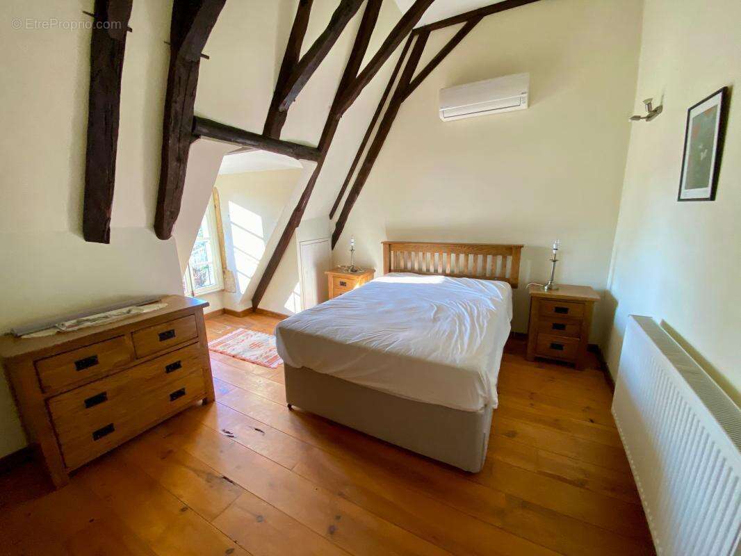 Belle maison en pierres avec piscine - photo 12