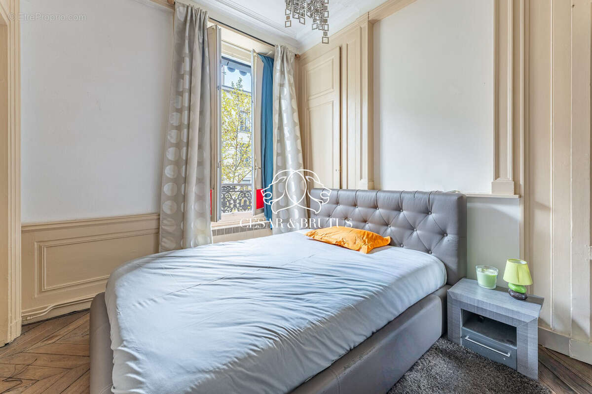 CHAMBRE 1