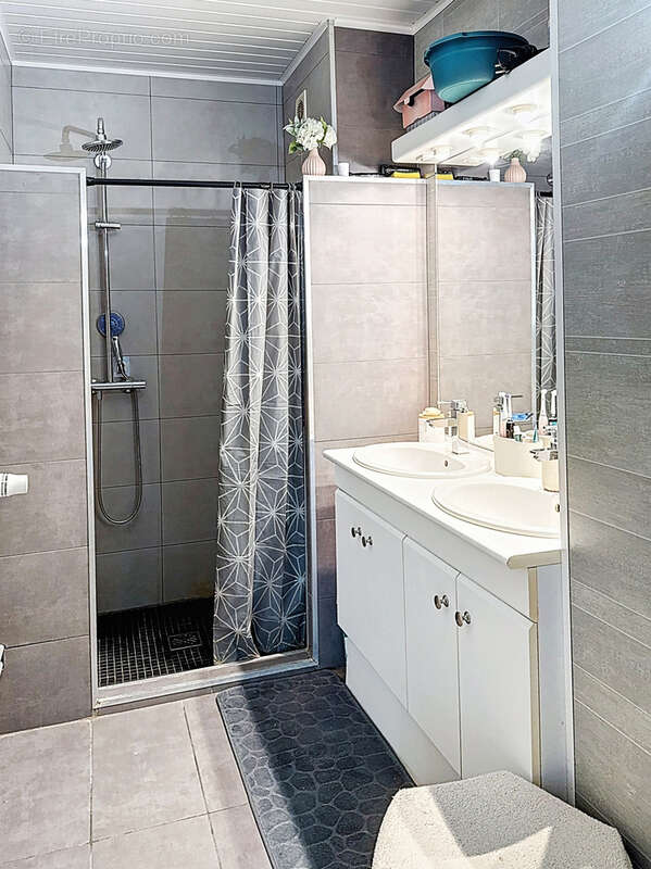 Appartement à SEYSSINET-PARISET