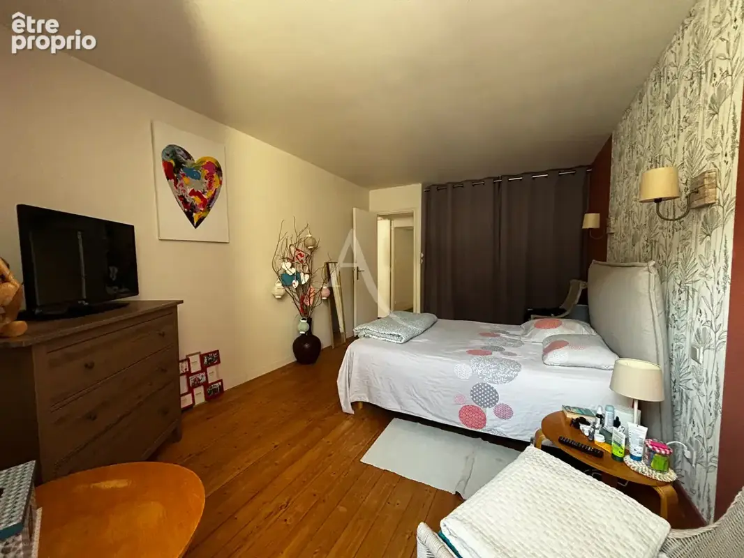 Maison Menil 7 pièce(s) 170m2 - photo 6