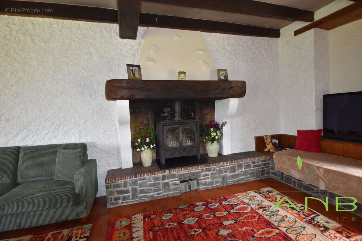 Maison à ECURAS