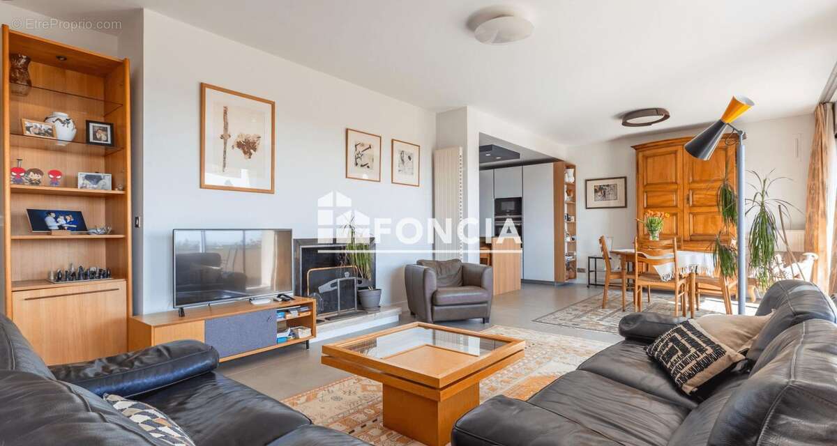 Maison à LE PLESSIS-ROBINSON