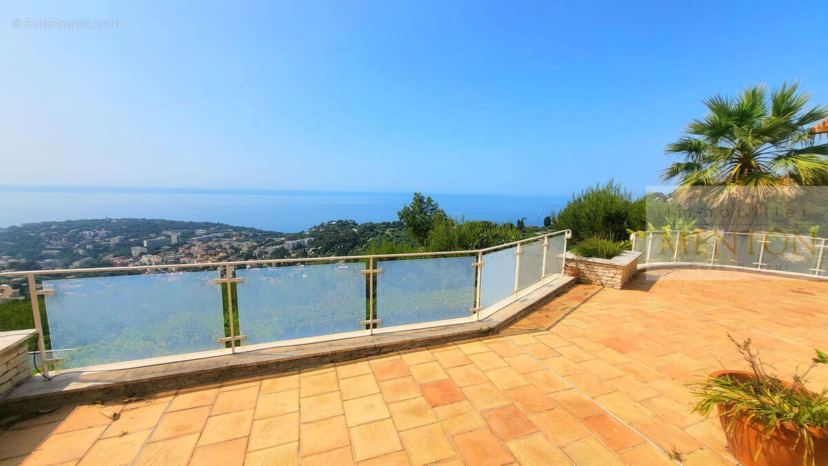 Maison à ROQUEBRUNE-CAP-MARTIN