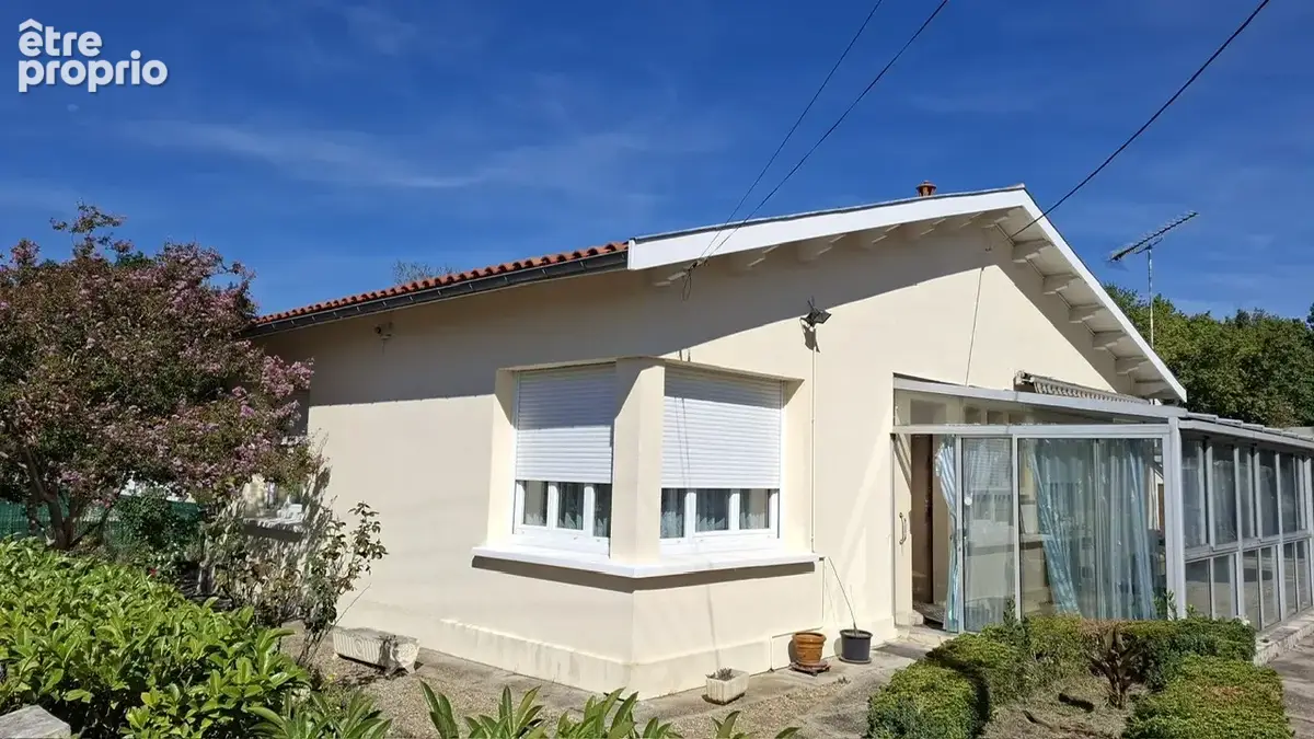 Maison 5 pièces 110 m² · à Eysines · 110 m² · 343 000 €