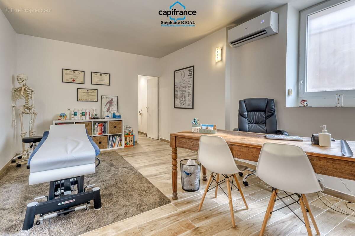 Dpt Lot et Garonne (47), à vendre FUMEL maison de ville P6 de 130 m² - Parcelle de 135m² - photo 21