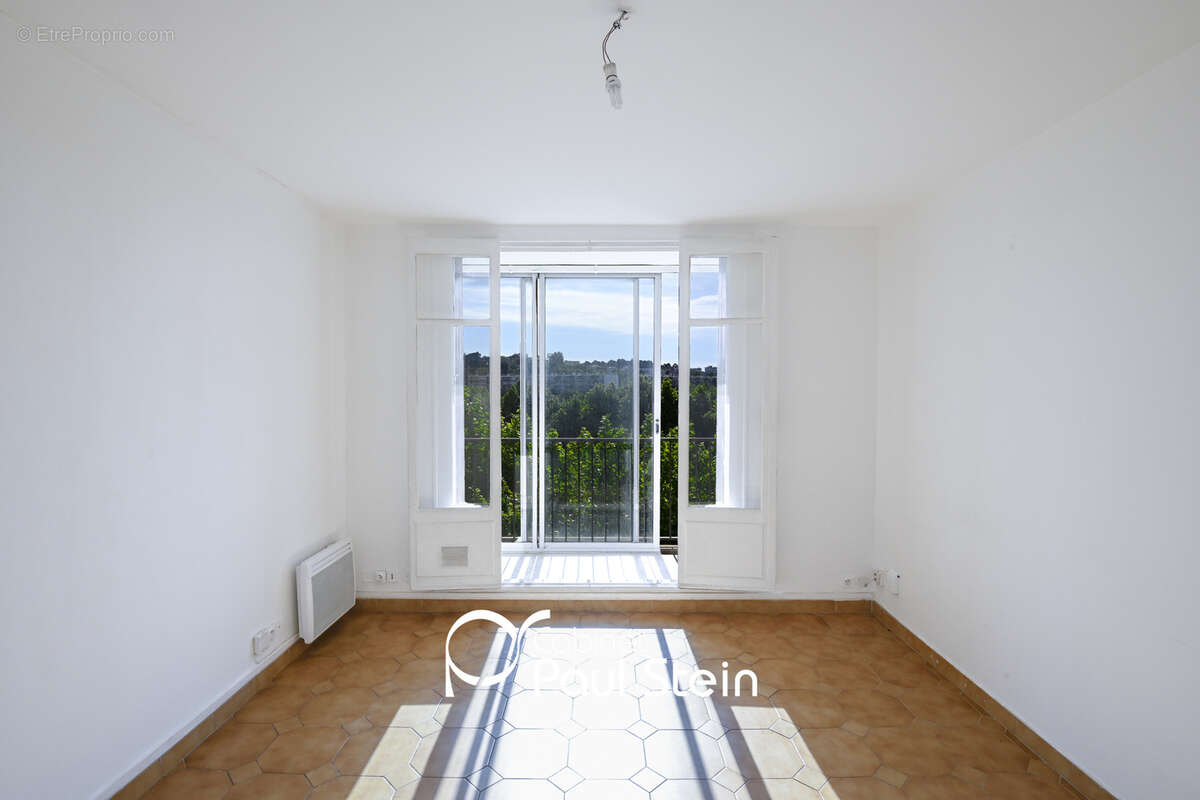 Appartement à MARSEILLE-14E