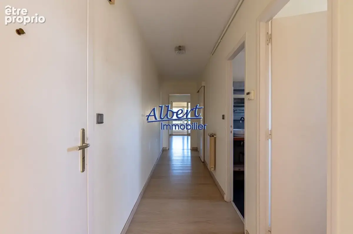 Appartement 2 pièces à vendre à Bandol, dernier étage avec vue dégagée - photo 16