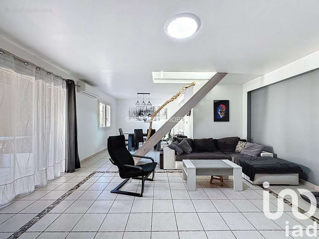 Photo 3 - Appartement à OLLIOULES