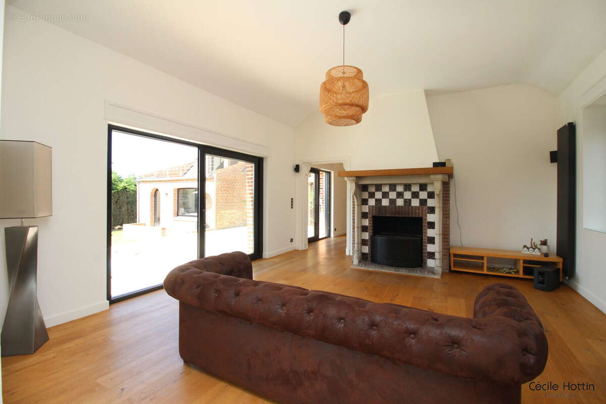 Maison à MONS-EN-PEVELE