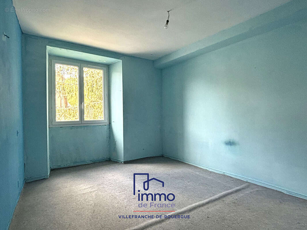 Maison à PREVINQUIERES