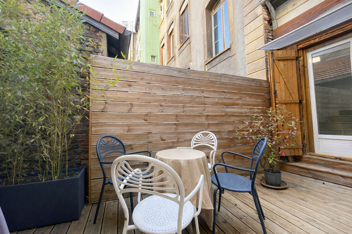 Appartement à SAINT-ETIENNE