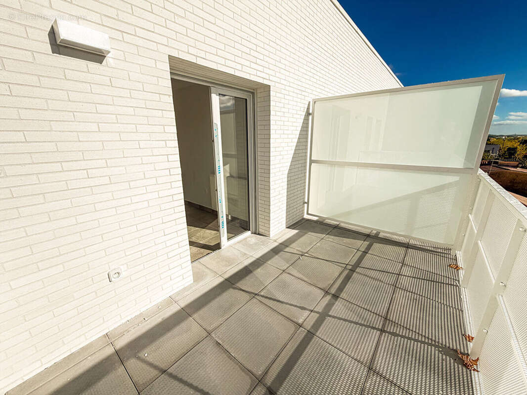 Dernier etage et grande terrasse - photo 2