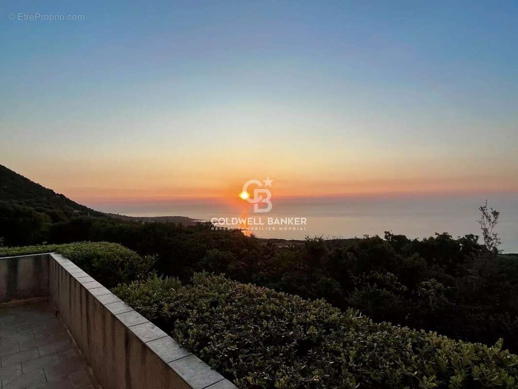 Maison à L&#039;ILE-ROUSSE