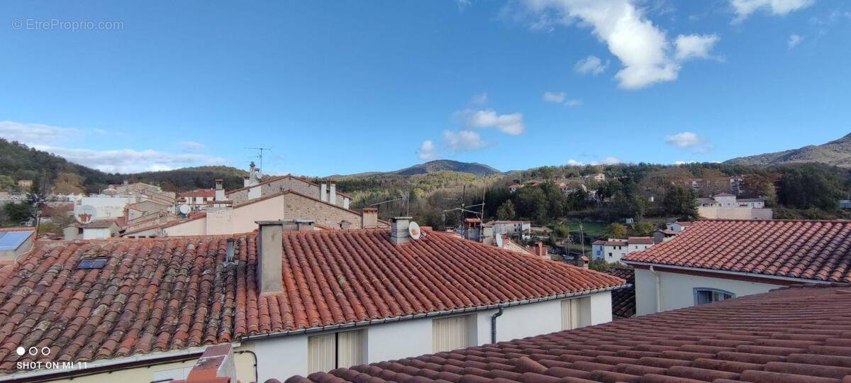 Appartement à SAINT-LAURENT-DE-CERDANS