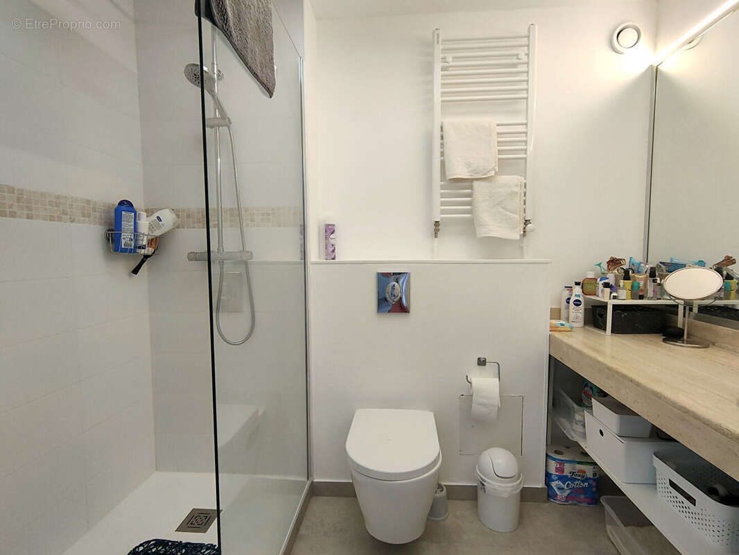Appartement à MANDELIEU-LA-NAPOULE