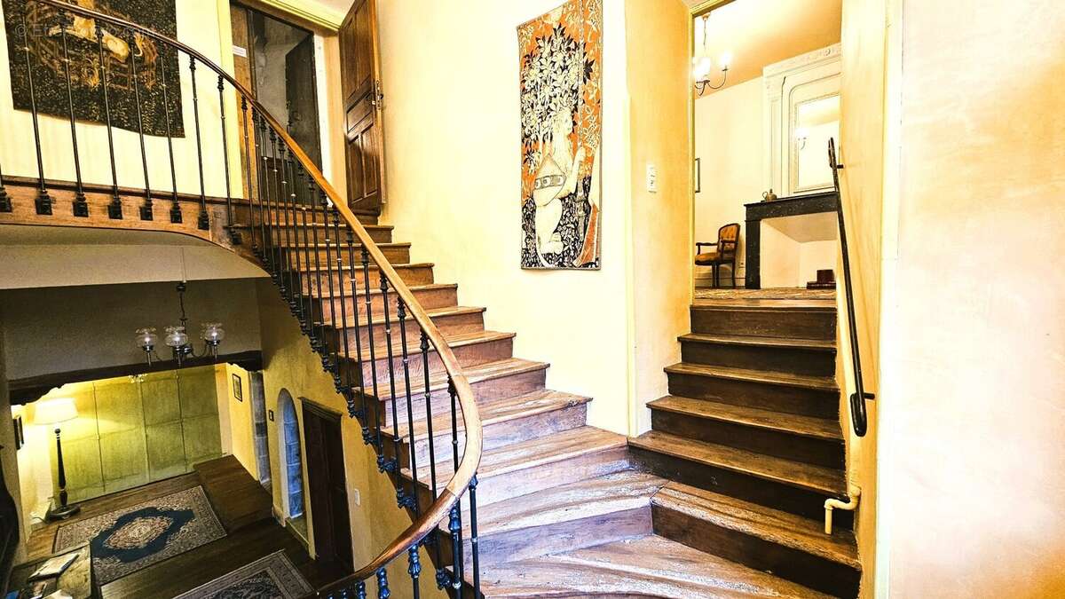Exceptionnelle Demeure historique 10 chambres - photo 10