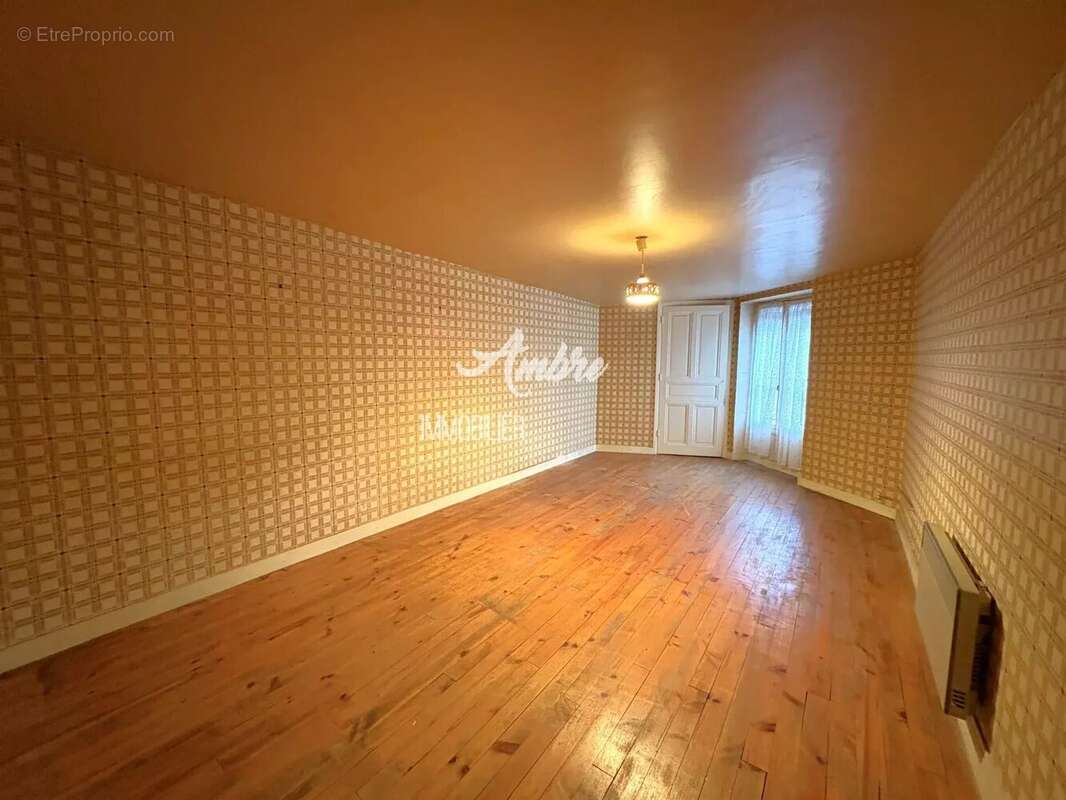 Maison à BEAUMONT-LES-VALENCE